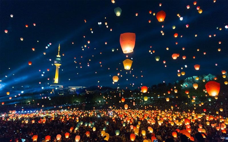 Đèn lồng và sắc xuân rực rỡ tại Đài Loan  