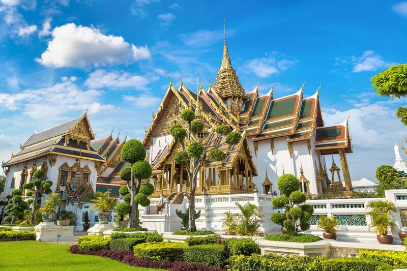 Khám phá xứ sở Chùa vàng rực rỡ vào mùa hè 