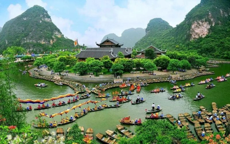 Sắc xuân nhẹ nhàng ở vùng đất giàu bản sắc