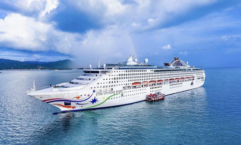 Trải nghiệm du thuyền 5 sao Star Voyager trên biển