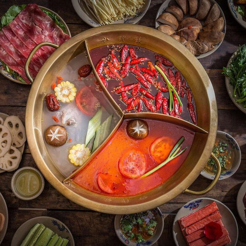 Lẩu Tứ Xuyên tại phố quỷ Guijie