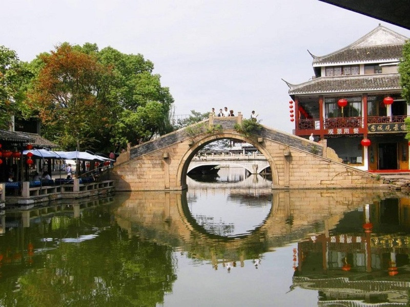 Cây cầu Fu'an cổ kính 