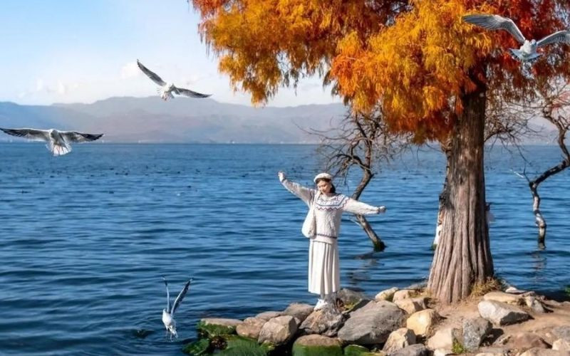 Ấm áp, nhẹ nhàng với gam màu trung tính Ấm áp, nhẹ nhàng với gam màu trung tính
