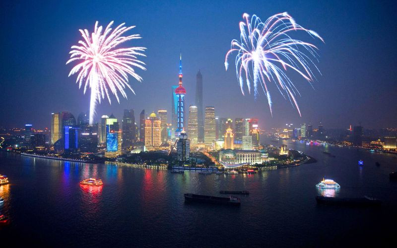 Bến Thượng Hải nổi bật với skyline hiện đại bên sông Hoàng Phố Bến Thượng Hải nổi bật với skyline hiện đại bên sông Hoàng Phố