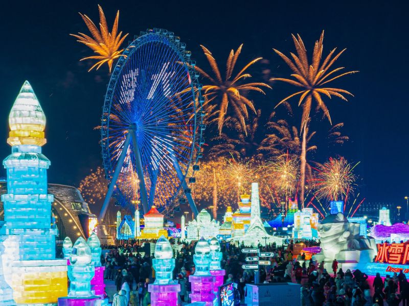 Hòa vào không khí Lễ hội Băng Tuyết Quốc tế Cáp Nhĩ Tân 