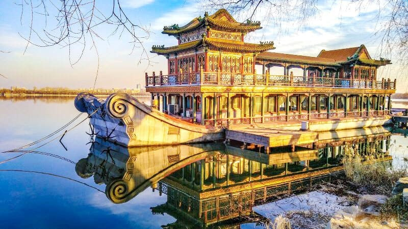 Di Hoà Viên - cung điện mùa nổi tiếng
