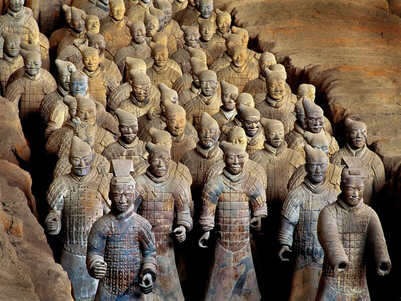 Đội quân đất nung nằm trong Lăng mộ Tần Thủy Hoàng 