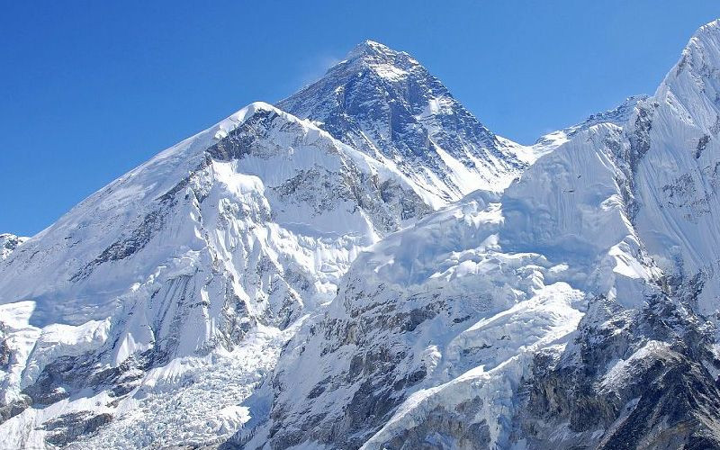 Núi Everest trên biên giới của Trung Quốc