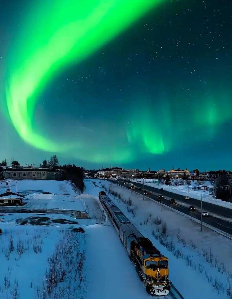 Hiện tượng cực quang ở Mạc Hà, Trung Quốc Hiện tượng cực quang ở Mạc Hà, Trung Quốc