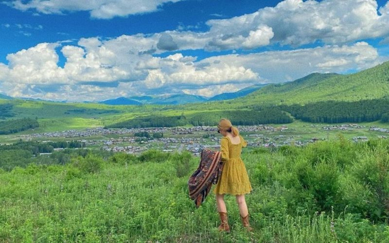 Hòa mình vào thiên nhiên tại khu thắng cảnh hồ Kanas 