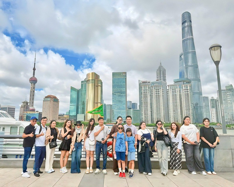Đoàn khách du lịch Thượng Hải 
