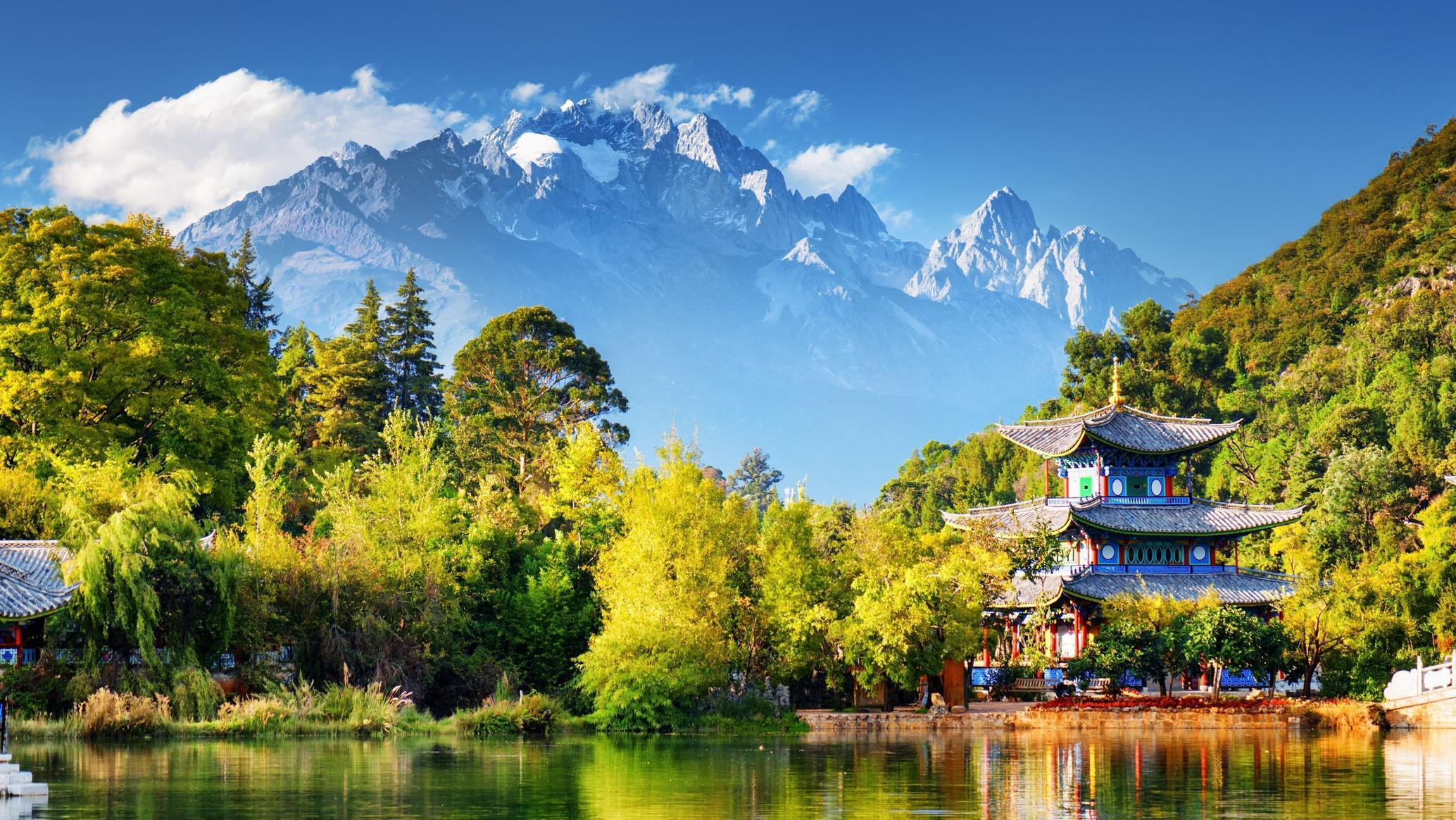 Shangri-La - vùng đất đẹp mê mẩn lòng người