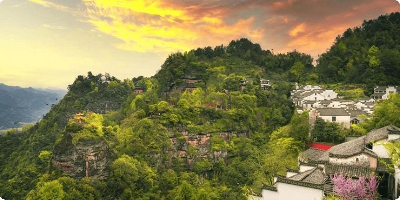 Đến tề Vân Sơn để trải nghiệm không gian thiên nhiên đặc trưng