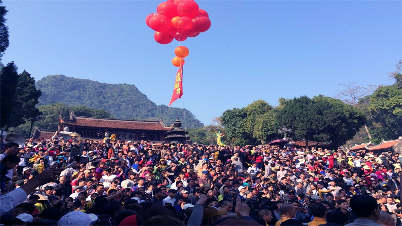Lễ hội chùa Dong Yuegong