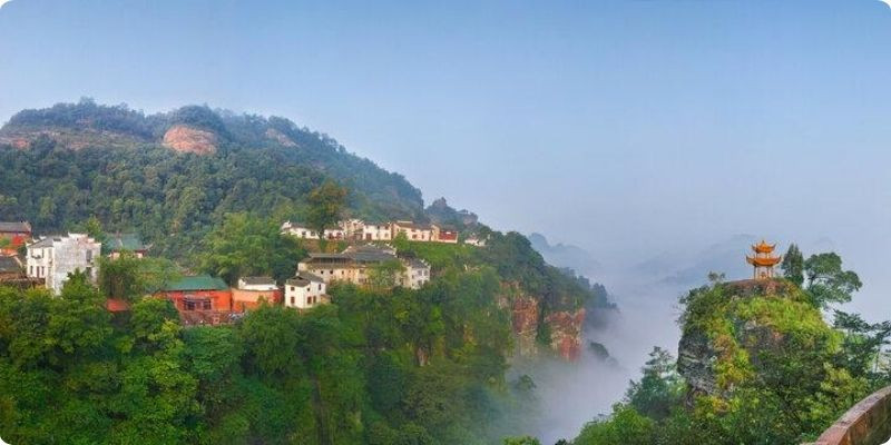 Điểm check-in không thể bỏ lỡ khi ghé thăm Tề Vân Sơn