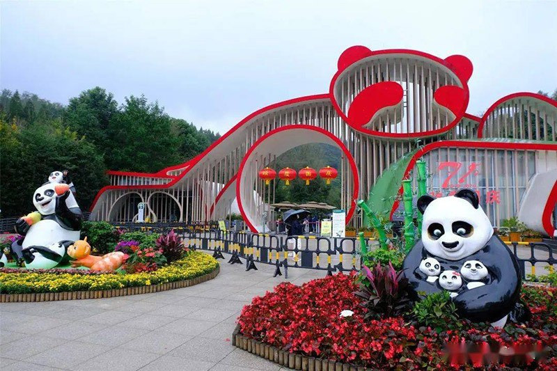 Ghé thăm công viên Gấu Trúc tại Thành Đô