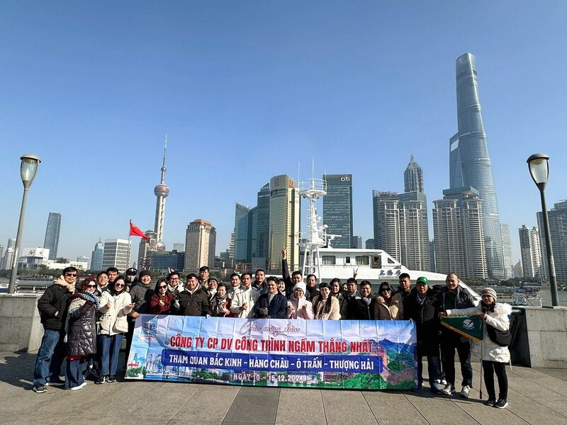 Đoàn khách du lịch Thượng Hải 