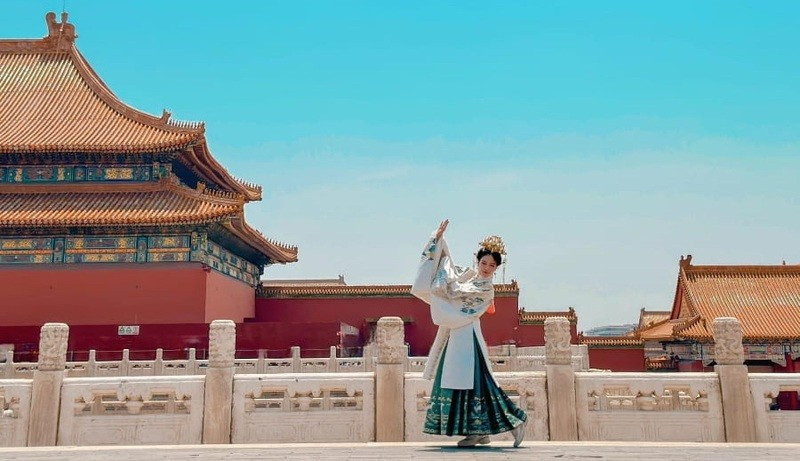 Khám phá di sản và trải nghiệm văn hóa khi du lịch Trung dịp 30/4 