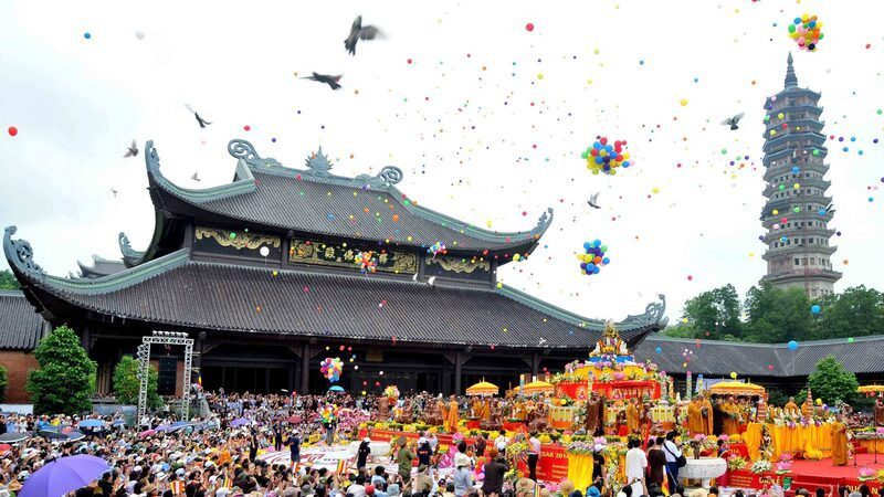 Vào mùa xuân - Trung Quốc có rất nhiều lễ hội