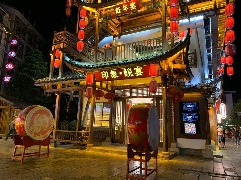 Nét văn hoá truyền thống độc đáo của trấn cổ Tujia Nét văn hoá truyền thống độc đáo của trấn cổ Tujia