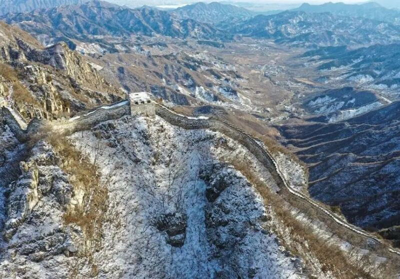 Vạn Lý Trường Thành từ cao nhìn xuống vào mùa Đông