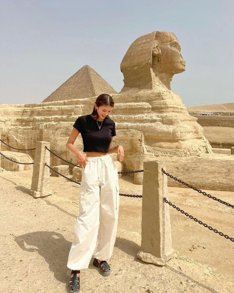 Checkin cùng với tượng nhân sư tại Giza 