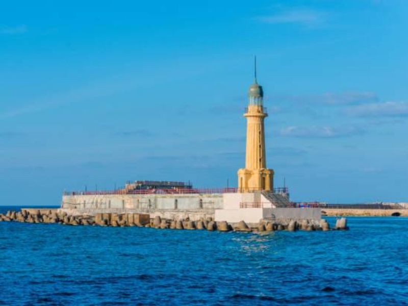 Check-in cùng với ngọn hải đăng Alexandria