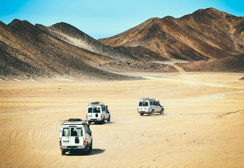 Khám phá sa mạc bằng xe địa hình