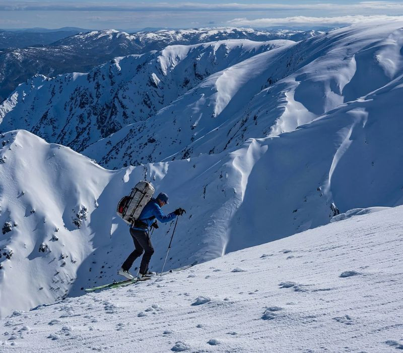 Những dãy núi Alps phủ đầy tuyết trắng ở Úc