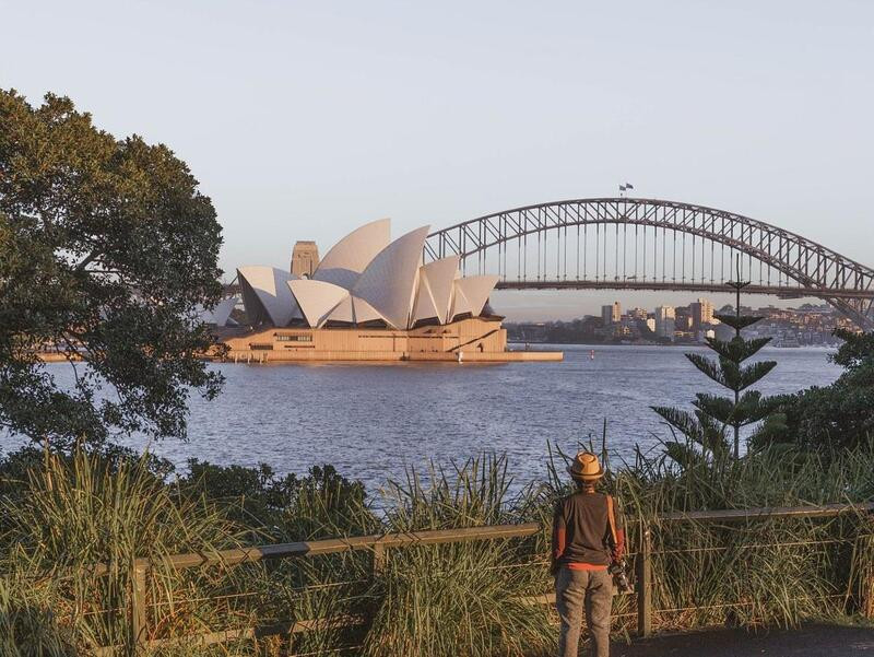 ngắm nhìn cảnh hoàng hôn tại Nhà hát Sydney (Ảnh sưu tầm)