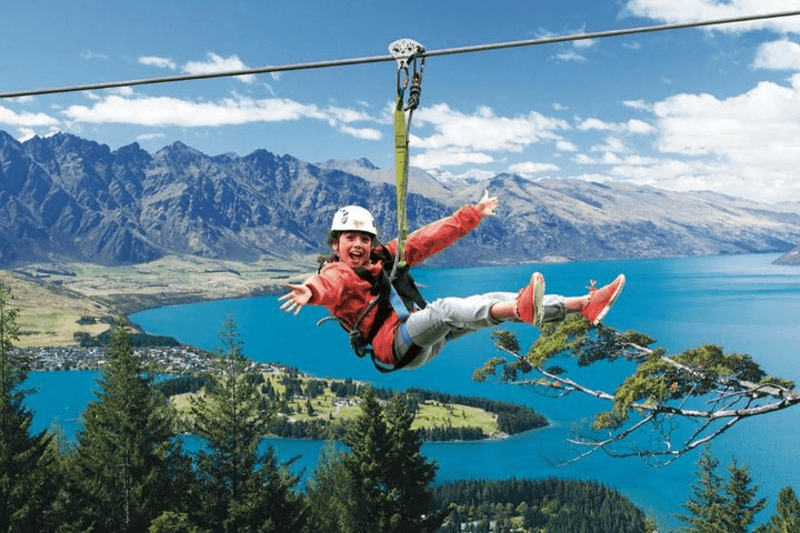 Trải nghiệm mạo hiểm zipline Ziptrek tại Queenstown