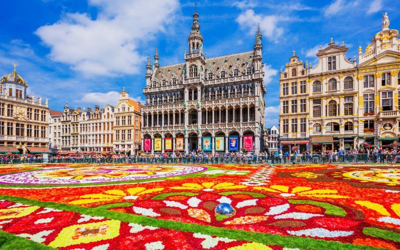 Quảng trường Grote Markt - Huyền bí 
