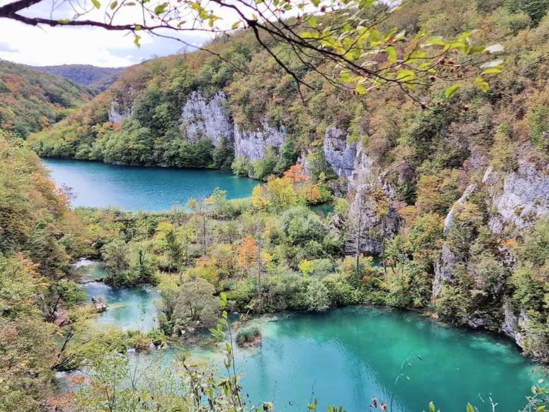 Hòa mình cùng thiên nhiên với vườn quốc gia Hồ Plitvice