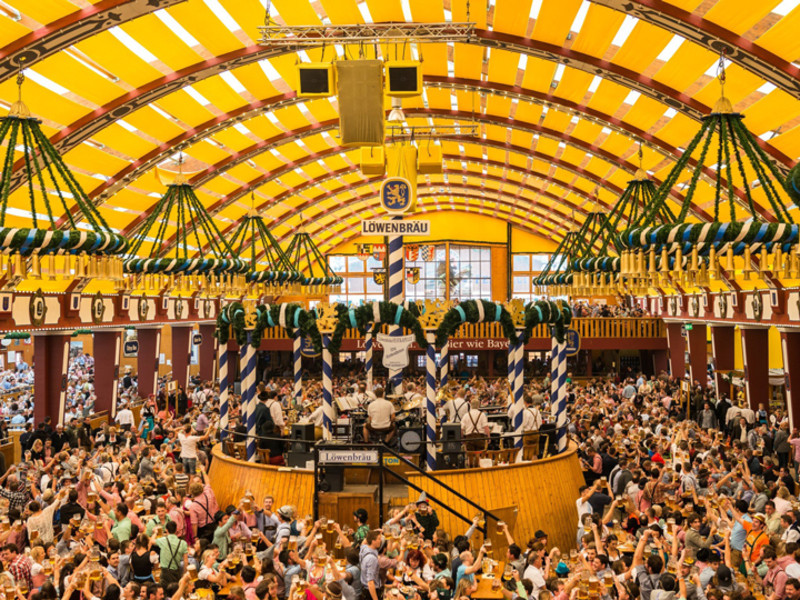 Lễ hội bia lớn nhất thế giới tại Dortmund