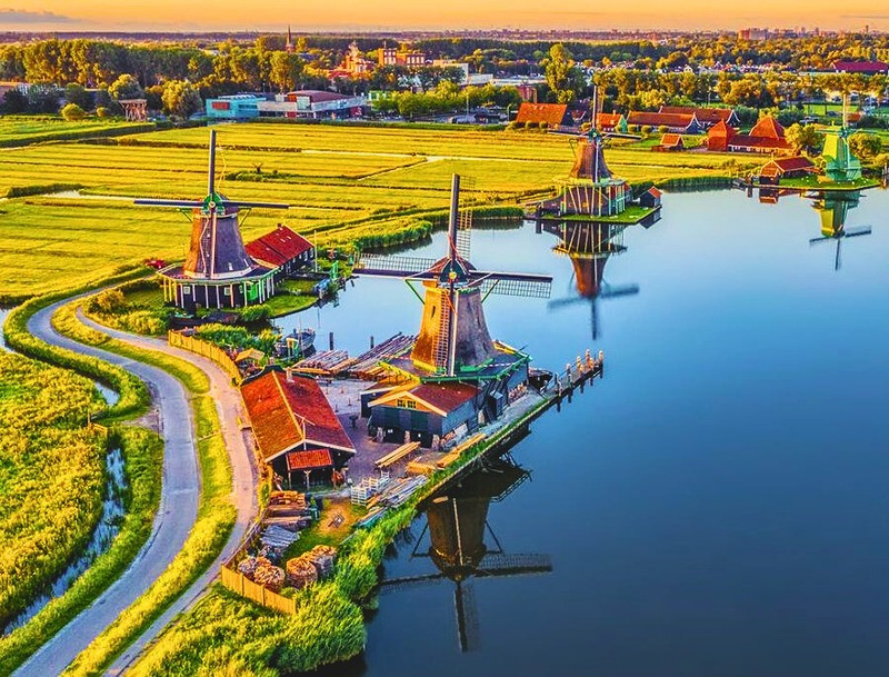 Làng Zaanse Schans với cánh đồng cối xay gió