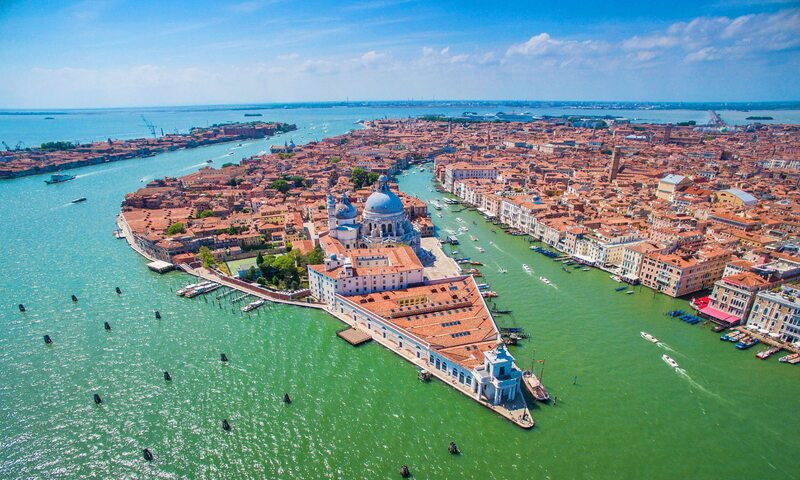 Venice khi nhìn từ trên cao