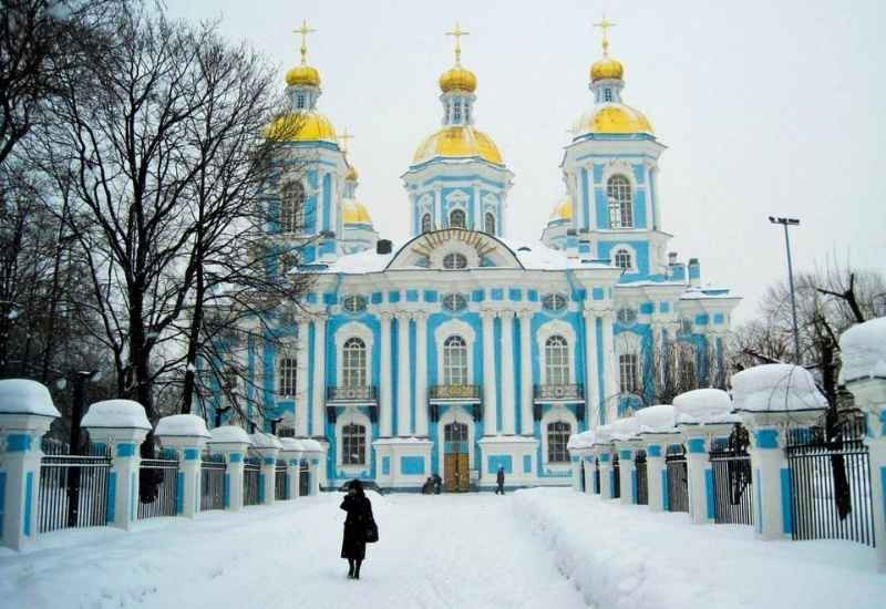 Kiến trúc cổ kính của Saint Petersburg vào mùa đông