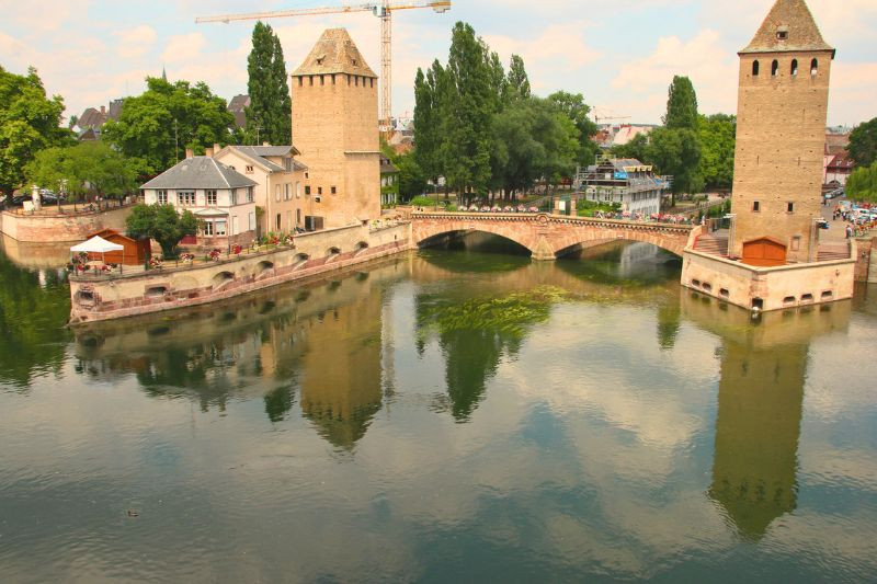 Hòn đảo Grande IIe ấn tượng