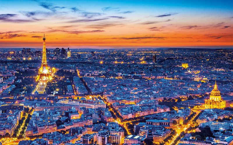 Paris - Kinh đô ánh sáng 