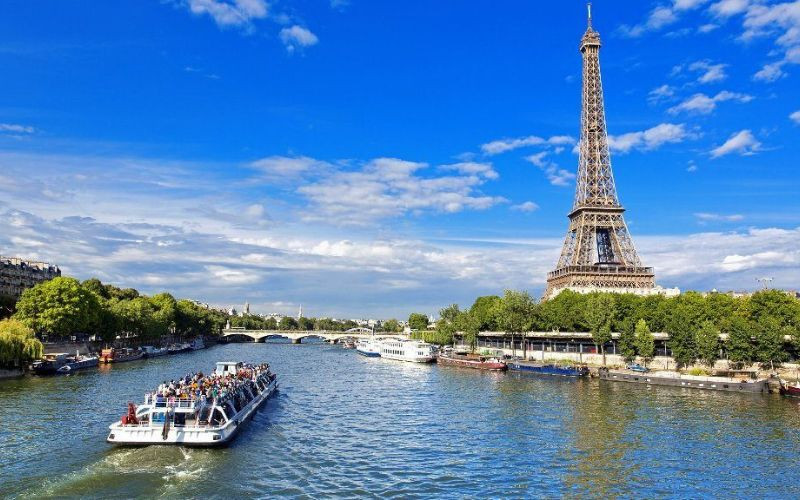 Sông seine ở Paris - Bí ẩn rộng lớn