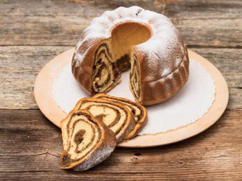 Thưởng thức Potica truyền thống