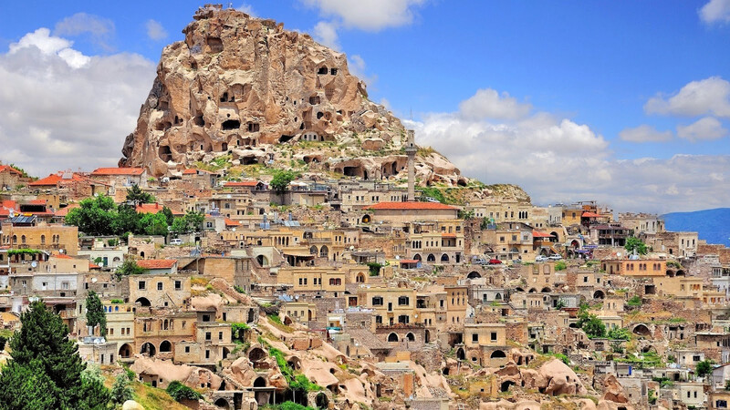 Thành cổ đá Cappadocia