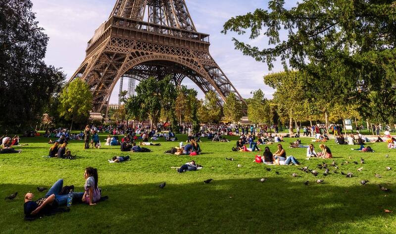 Check-in Tháp Eiffel tại Paris - Pháp