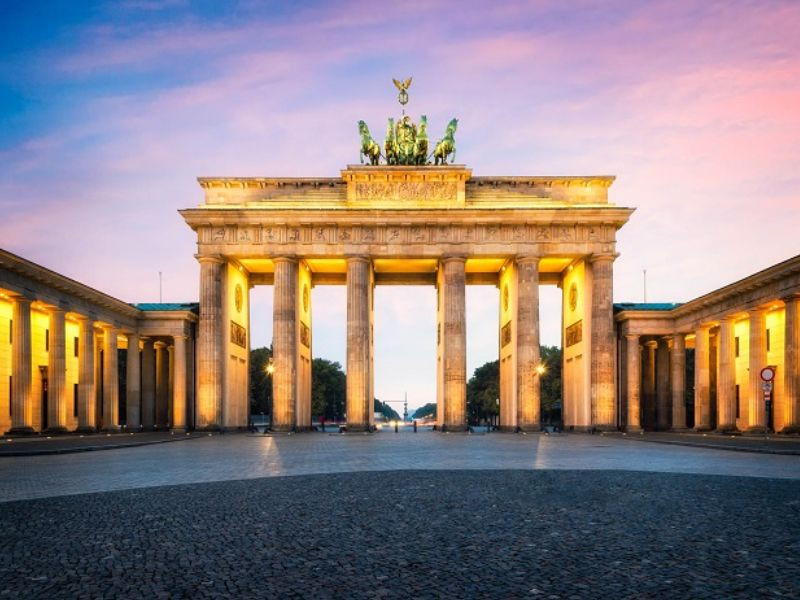 Tour Châu Âu lễ 2/9 - Khám phá biểu tượng lịch sử Berlin