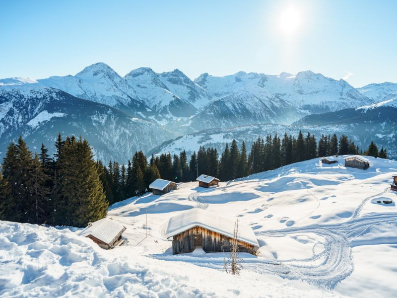 Chiêm ngưỡng những dãy núi tuyết Alps hùng vĩ 