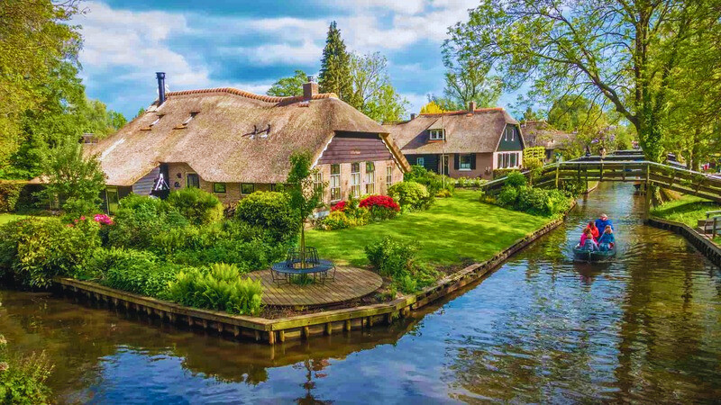 Làng cổ tích Giethoorn