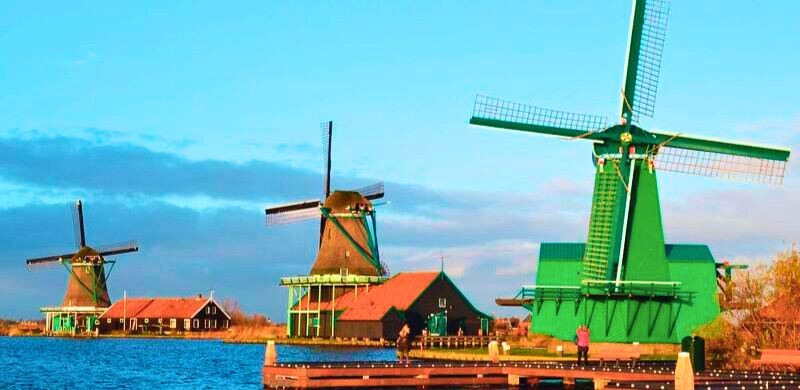 Làng cối xay gió Zaanse Schans ở Hà Lan