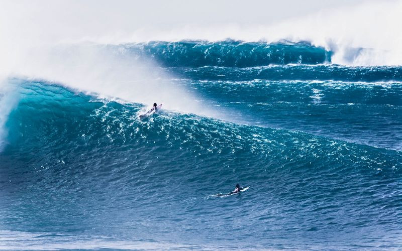 Sóng thần ở làng Nazaré