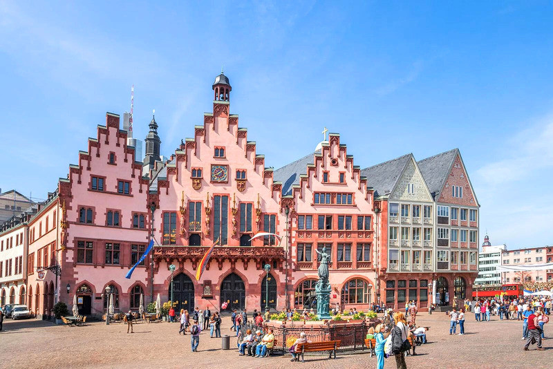 Trung tâm tài chính Frankfurt Trung tâm tài chính Frankfurt