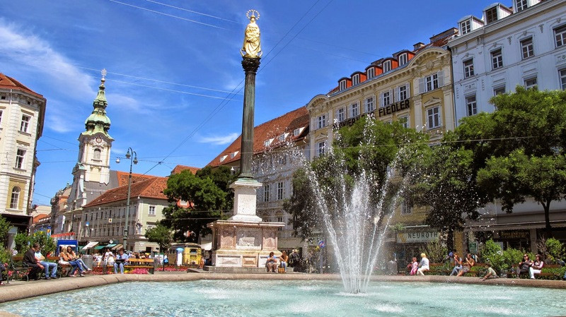 Graz có kiến trúc hiện đại Graz có kiến trúc hiện đại